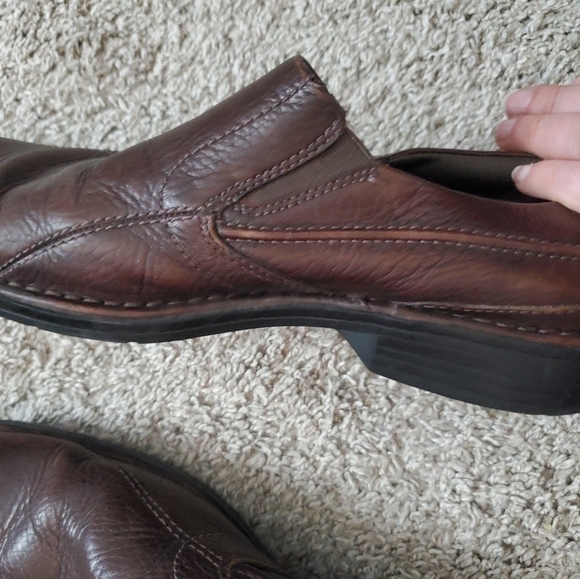 Clarks Dress Shoes - Picture 10 of 12